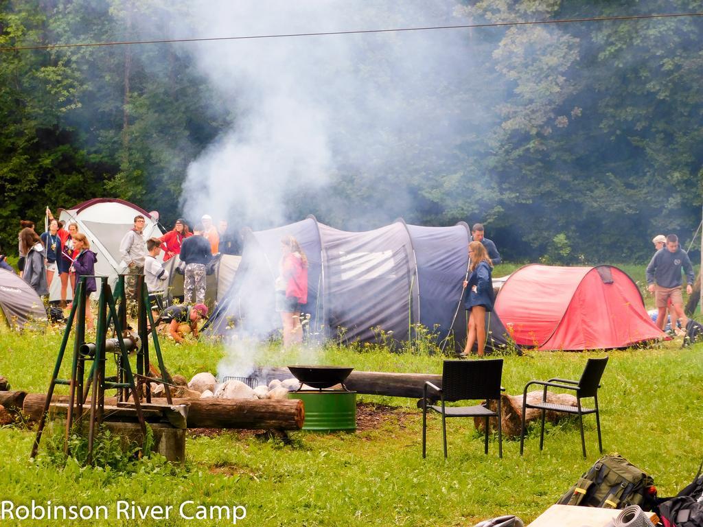 Robinson River Camp Радовлица Экстерьер фото